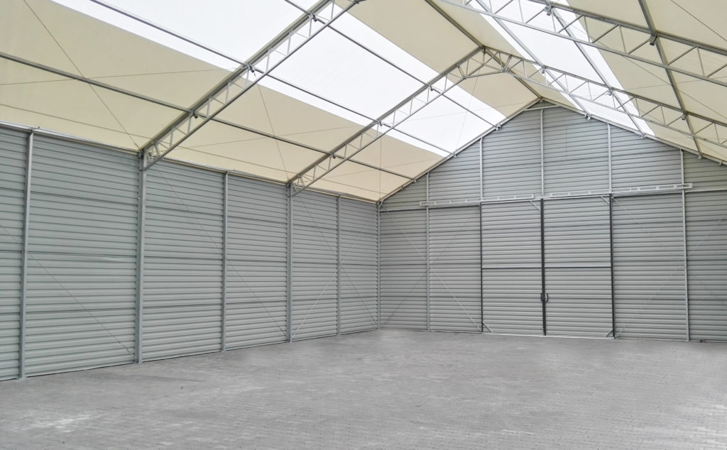 Koszt budowy hali magazynowej namiotowej